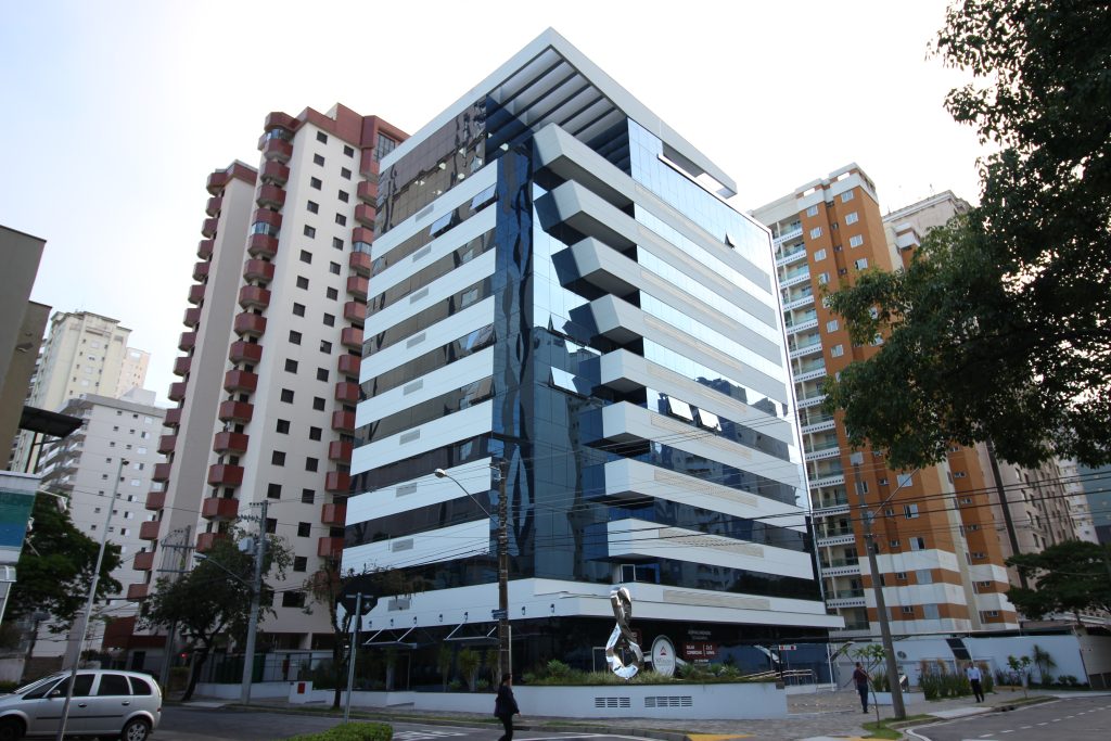 Imagem externa do Edifício Infinity Trinity Tower.