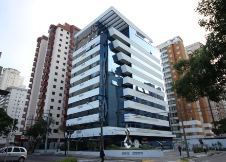 Imagem externa do Edifício Infinity Trinity Tower.